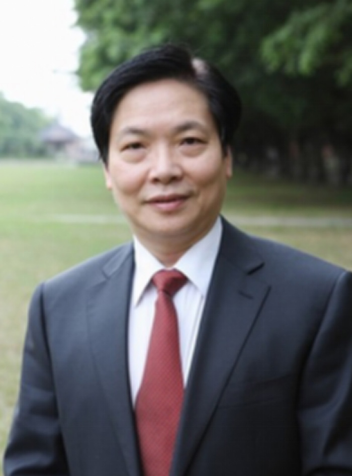 卓鷗.jpg